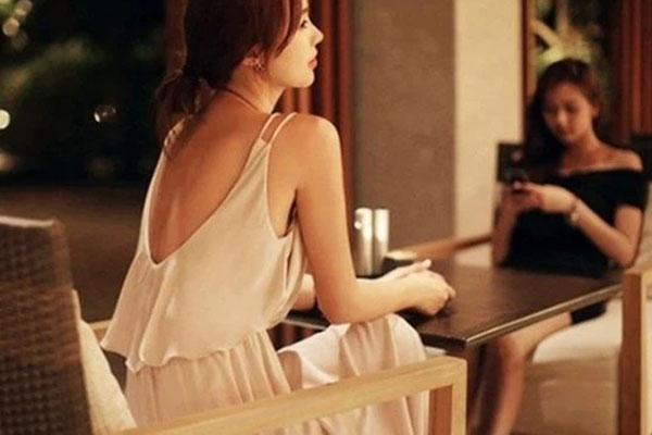 Diễn biến chuyện tìm Tuesday của cô vợ thám tử: Xử đẹp nhân tình của chồng ngay tại bể bơi (P2)-2