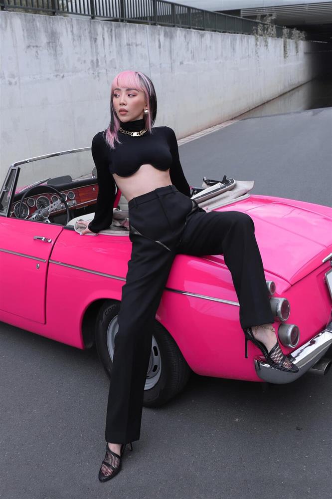 Croptop nâng chân ngực - Item hot trend được lòng cả sao Việt lẫn sao ngoại-8