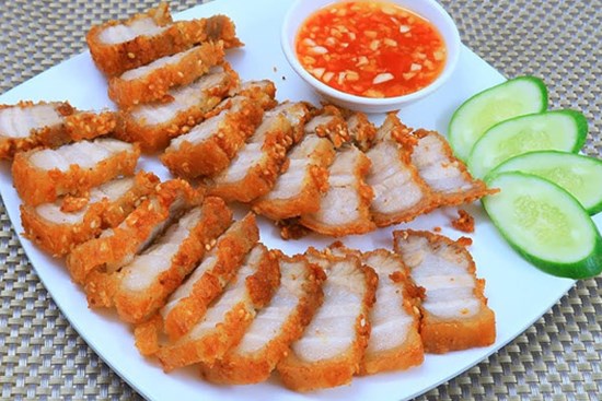 Bí quyết làm heo quay da giòn, thơm nức tại nhà