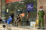 Nam sinh đi bê cỗ mắc Covid-19 ở Bắc Ninh: Nhiều người trách vì làm họ đi cách ly, bạn bè dè bỉu ham tiền giờ rước họa vào thân-4