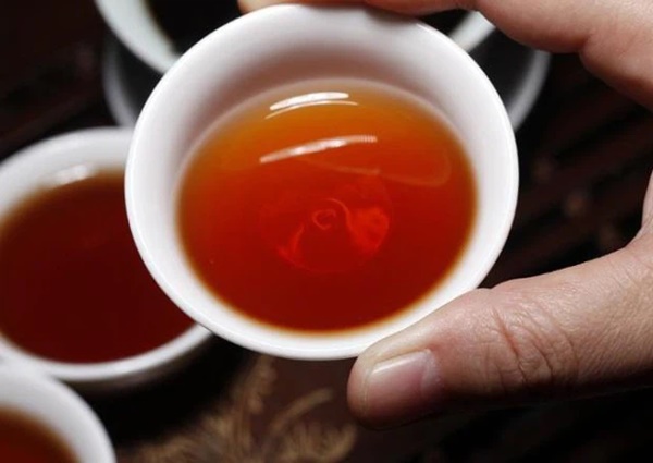 Vội vàng mấy cũng nên nhớ 2 không sau bữa ăn, 2 không trước khi đi ngủ nếu không muốn bị đột quỵ khi vẫn còn trẻ-4