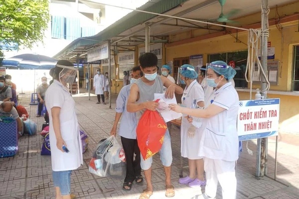 2 bệnh nhân cách ly tại Bệnh viện Phổi Thái Bình dương tính với SARS-CoV-2-1