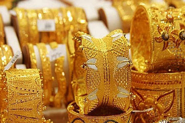 Giá vàng hôm nay 13/5: Rủi ro khi biến động mạnh-2