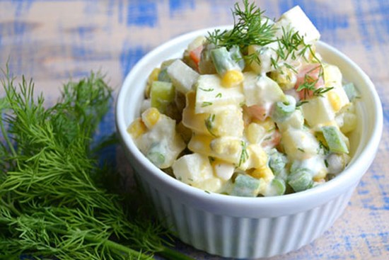 Hướng dẫn cách làm salad Nga đúng vị