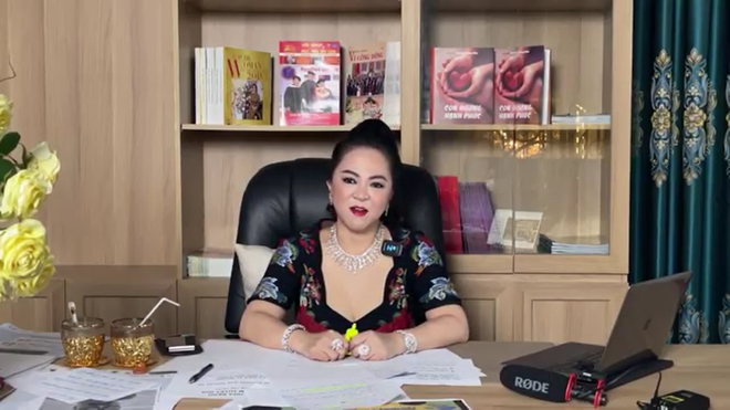 Bà Nguyễn Phương Hằng thách Gia Bảo đến Đại Nam, cho xe tới đón tận nơi-2