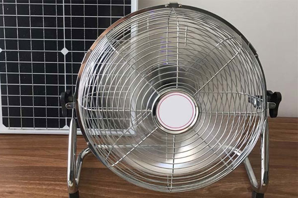 Quạt điện siêu rẻ: Hàng Tàu 200 nghìn/chiếc, dùng chán thì bỏ-4