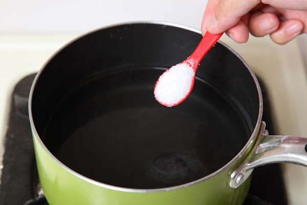 Các chuyên gia vạch trần 3 sai lầm phổ biến nhất khi rửa rau, dùng nước vo gạo là mẹo không nên thử nhất-4