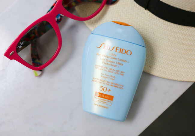 6 lọ kem chống nắng được gái Pháp tin dùng, muốn da mịn căng như họ thì chị em nên tham khảo-5