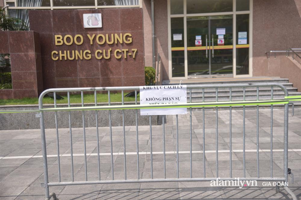 Hà Nội phong tỏa chung cư Hồ Gươm Plaza và tòa CT7 Booyoung nơi có ca nghi mắc COVID-19 liên quan vợ chồng giám đốc ở Thanh Xuân-13