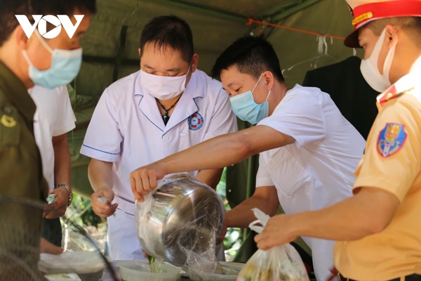 Lạng Sơn ghi nhận thêm 3 trường hợp nghi mắc COVID-19-2