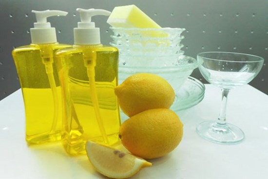 7 chất tẩy rửa đã hết hạn nhưng vẫn sử dụng được, thứ đầu tiên liên quan trực tiếp đến ăn uống