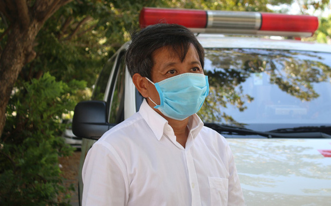 Ông Đoàn Ngọc Hải bị sốt 38 độ C khi đang ở Mường Lay, xe chuyên dụng đưa về tỉnh để xét nghiệm Covid-19-1