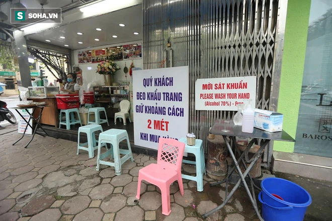 Kiếm chục triệu/ngày nhờ cắt tấm mica làm vách ngăn trong suốt, bán đắt hàng không tưởng-8