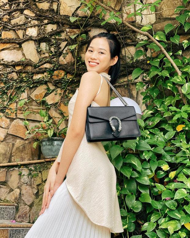 HH Đỗ Thị Hà diện đồ nữ tính thì xinh nhưng chuyển style cool ngầu có bị lệch pha?-6