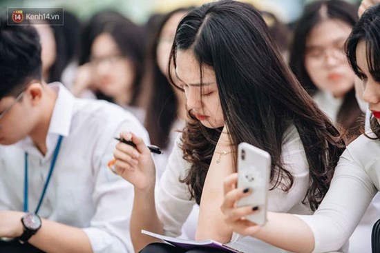 Học sinh Hà Nội không thi cuối kì 2 bằng hình thức trực tuyến