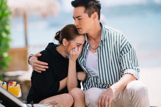 Vợ ngoại tình ngang nhiên nhưng lại không chấp nhận chuyện ly hôn vì lý do khó đỡ