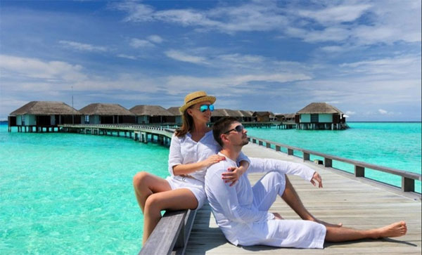 Nhà giàu Ấn Độ hết cửa chạy sang Maldives trốn dịch-2