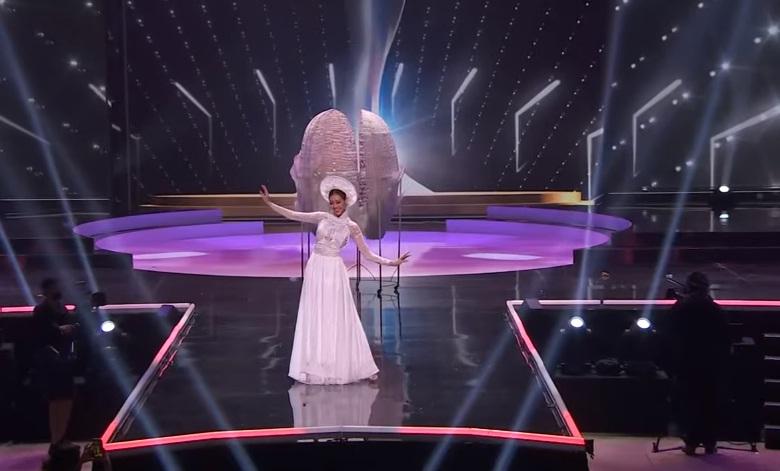 Top 10 trang phục dân tộc xuất sắc nhất ở Miss Universe-18