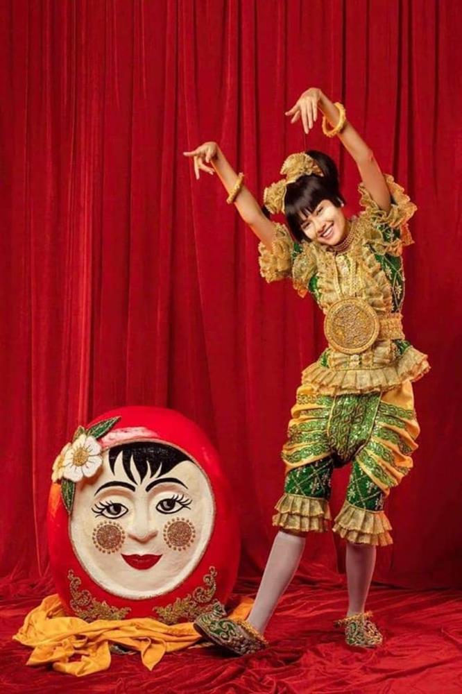 Top 10 trang phục dân tộc xuất sắc nhất ở Miss Universe-9