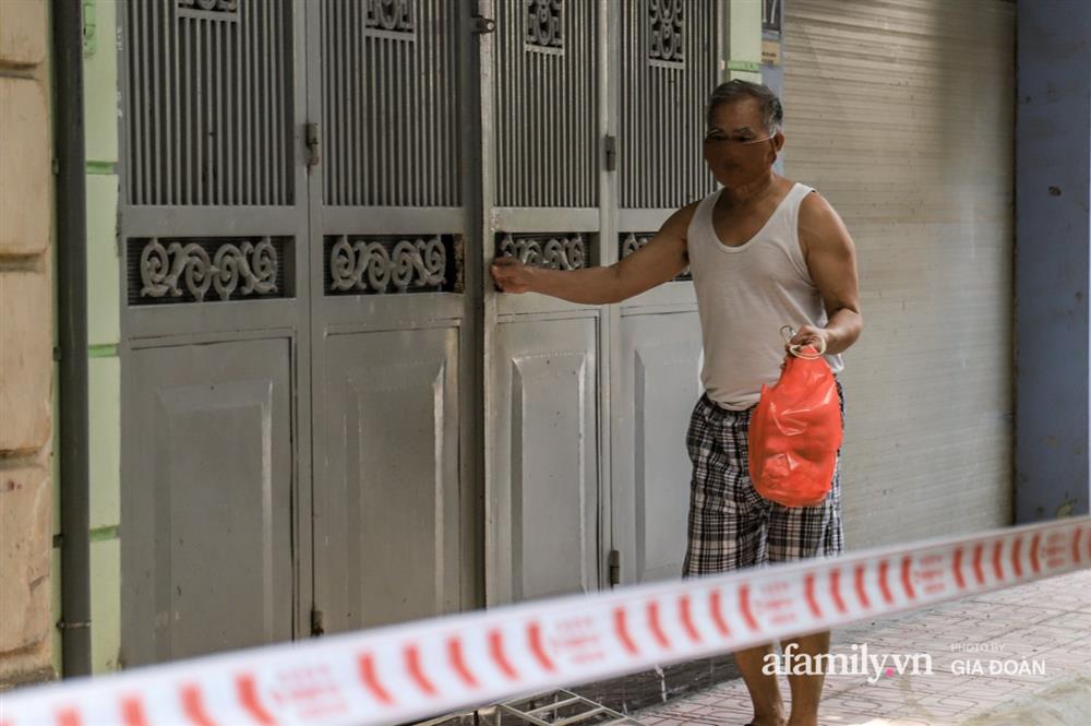 Hà Nội phong tỏa khu dân cư ở Nguyễn Xiển có ca dương tính SARS-CoV-2 là F1 của vợ Giám đốc Hacinco-6