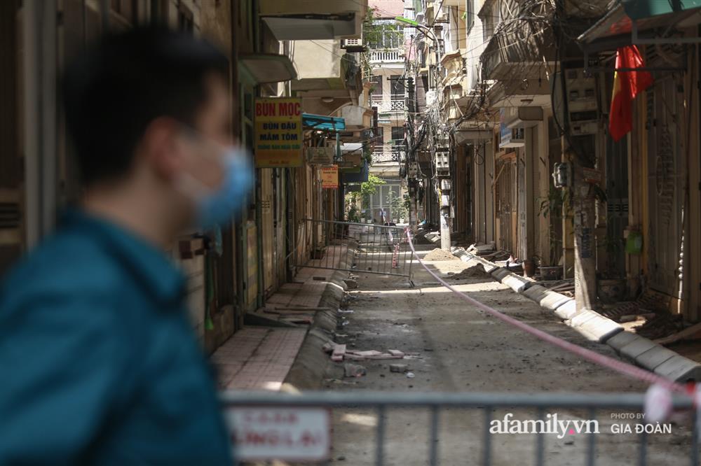 Hà Nội phong tỏa khu dân cư ở Nguyễn Xiển có ca dương tính SARS-CoV-2 là F1 của vợ Giám đốc Hacinco-5