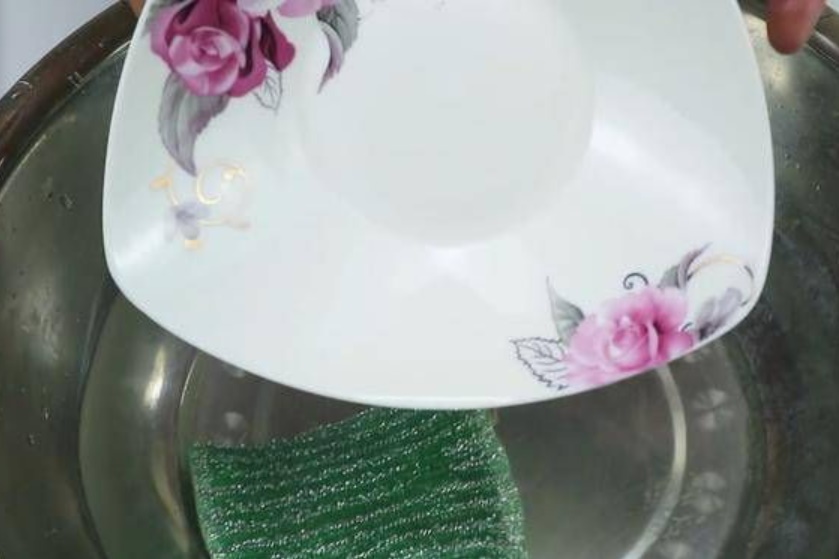 Bỏ baking soda vào tủ lạnh, hôm sau mở ra bạn sẽ thấy điều kỳ diệu bất ngờ-2