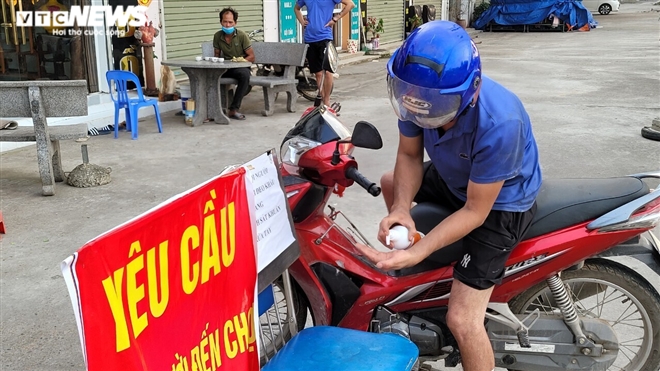 Ổ dịch lớn nhất Bắc Ninh vắng lặng chưa từng thấy trong cao điểm chống COVID-19-8