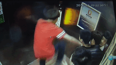 Từ vụ cậu bé 13 tuổi chết thương tâm khi tìm cách thoát khỏi thang máy gặp nạn: Dạy trẻ những kỹ năng này khi gặp tình huống tương tự-8