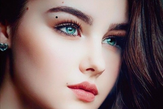 Nốt ruồi đế vương ngàn người có một, mỗi nốt ruồi đều thể hiện sự giàu sang, thăng quan tiến chức