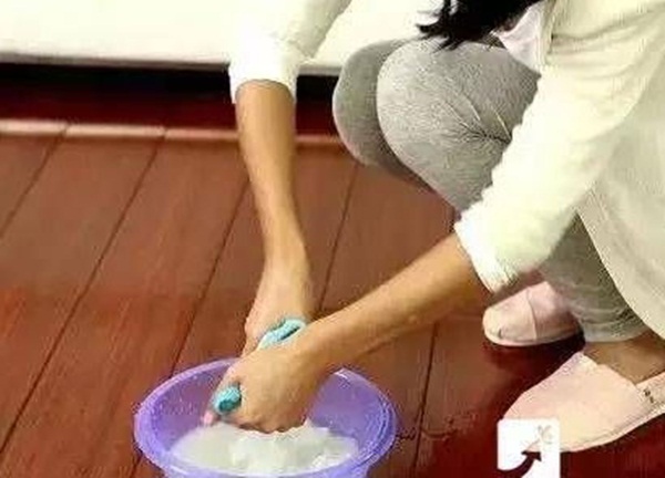 Mẹo giúp bạn không cần phải lau sàn trong một tuần mà nhà vẫn sạch bong kin kít-2