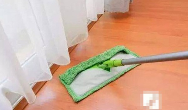 Mẹo giúp bạn không cần phải lau sàn trong một tuần mà nhà vẫn sạch bong kin kít-6