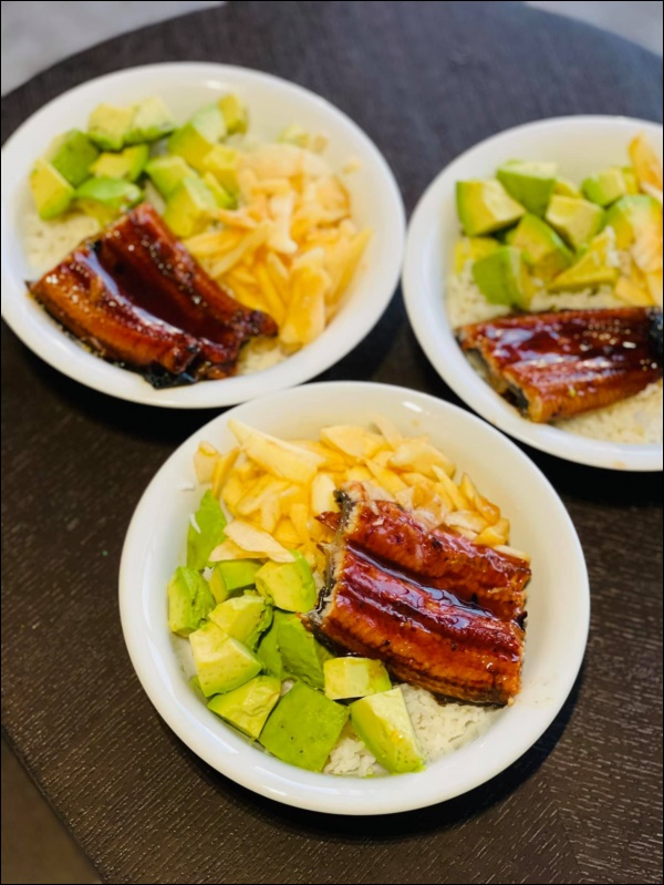 Đoan Trang rất hiếm khi vào bếp, sang Singapore định cư cùng chồng lại đảm đang bất ngờ, chăm chỉ nấu ăn&nbsp;ra dáng bà nội trợ-7