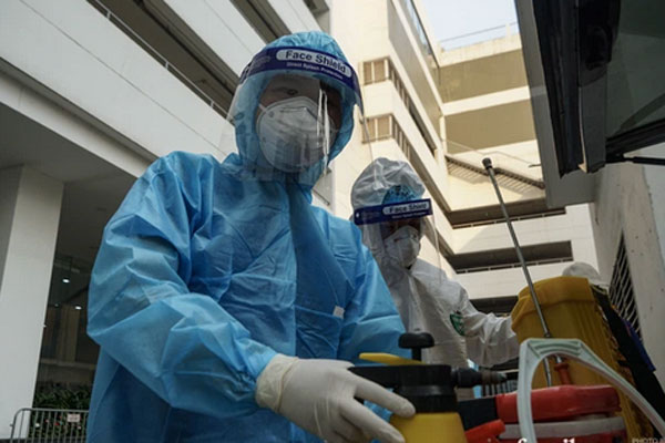 Giám đốc Hacinco làm lây lan dịch COVID-19 bị cách chức-1