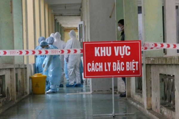 NÓNG: Hà Nội phát hiện 5 ca dương tính SARS-CoV-2, trong đó, 1 người là F1 của nguyên Giám đốc Hacinco-2