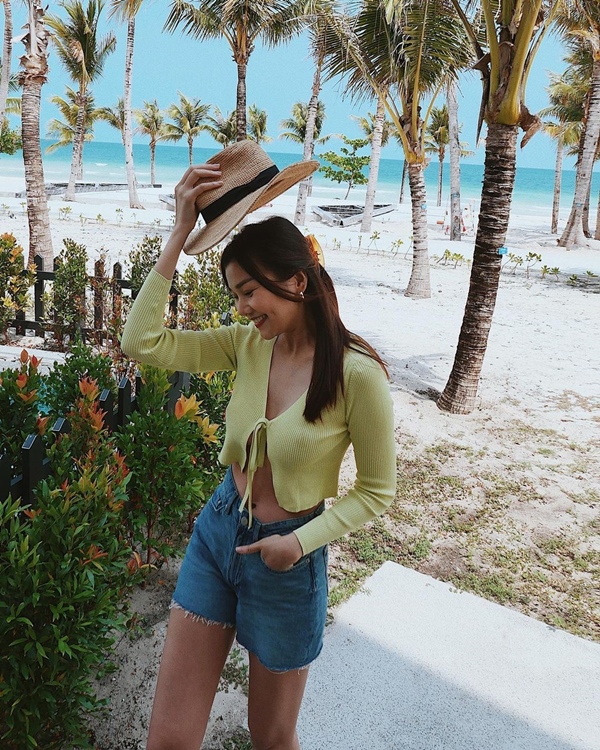 Mãn nhãn với 4 cách buộc tóc của sao Việt: Mùa hè áp dụng thì cực gọn mát, visual còn lên hương-12