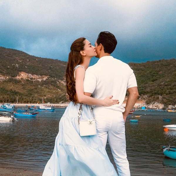 Mãn nhãn với 4 cách buộc tóc của sao Việt: Mùa hè áp dụng thì cực gọn mát, visual còn lên hương-14