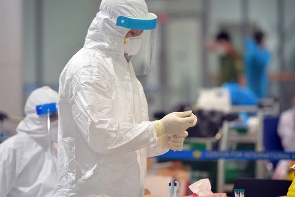 F2 ở Hà Nam dương tính với SARS-CoV-2 mặc dù F1 xét nghiệm 2 lần đều âm tính-1