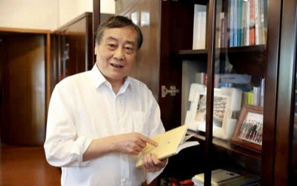 Tỷ phú ngược đời chưa từng có: Tiền chất như núi nhưng tiết kiệm từ tờ giấy vụn, mỗi ngày chỉ tiêu không quá 20 đô-3