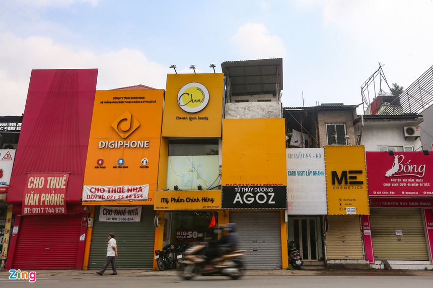 Phố phường Hà Nội vắng vẻ-2