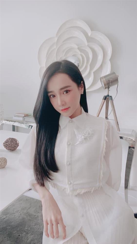 Nhã Phương có thù với tóc mái lắm, 5 lần 7 lượt để mà đều bị dìm vô tận-2