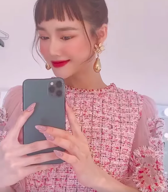 Nhã Phương có thù với tóc mái lắm, 5 lần 7 lượt để mà đều bị dìm vô tận-8