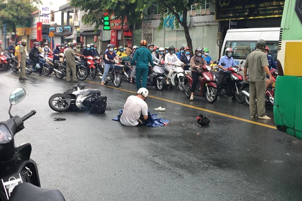 Sập tường khiến bé gái 8 tháng tuổi tử vong-2