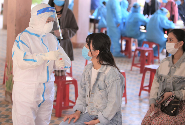 Trước khi có kết quả dương tính SARS-CoV-2, cô gái ở Đà Nẵng từng tổ chức đám cưới, đi nhiều nơi-1