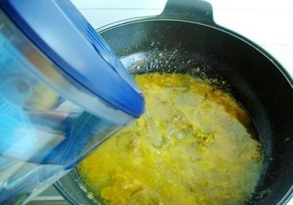 Thứ mà mùi tanh sợ nhất không phải là hành lá và gừng, mà là thứ này, thêm một ít khi nấu cá, cá thơm và ngon hơn-4