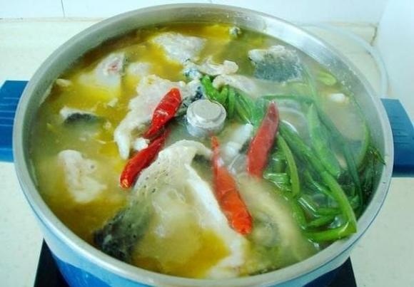 Thứ mà mùi tanh sợ nhất không phải là hành lá và gừng, mà là thứ này, thêm một ít khi nấu cá, cá thơm và ngon hơn-8