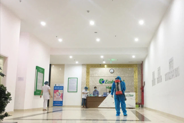 Mẹ mất không thể về chịu tang: Nhói lòng nơi tuyến đầu chống dịch-4