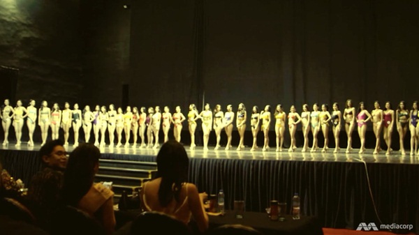 Đế chế hoa hậu Philippines và những mảng tối: Ở đây hoa hậu được chào đón như những người hùng”-4