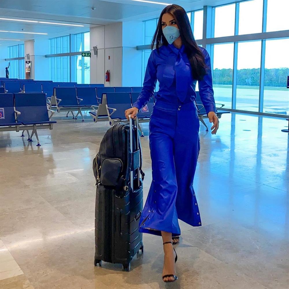 Á hậu 1 Miss Univese 2020 từng diện bộ quốc phục nhức nhối, hành trang chinh chiến chỉ hơn 10 bộ đồ-1