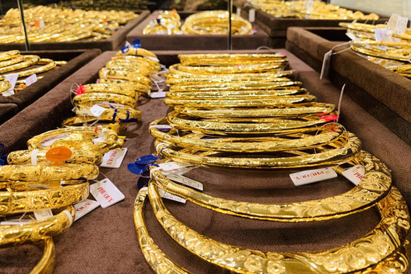 Giá vàng hôm nay 19/5: Mạnh tay xuống tiền, tiếp tục tăng giá-2