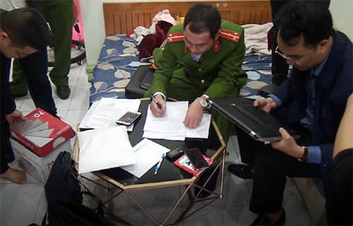 Vợ chồng giám đốc công ty công nghệ mua bán hàng tỉ dữ liệu cá nhân-2